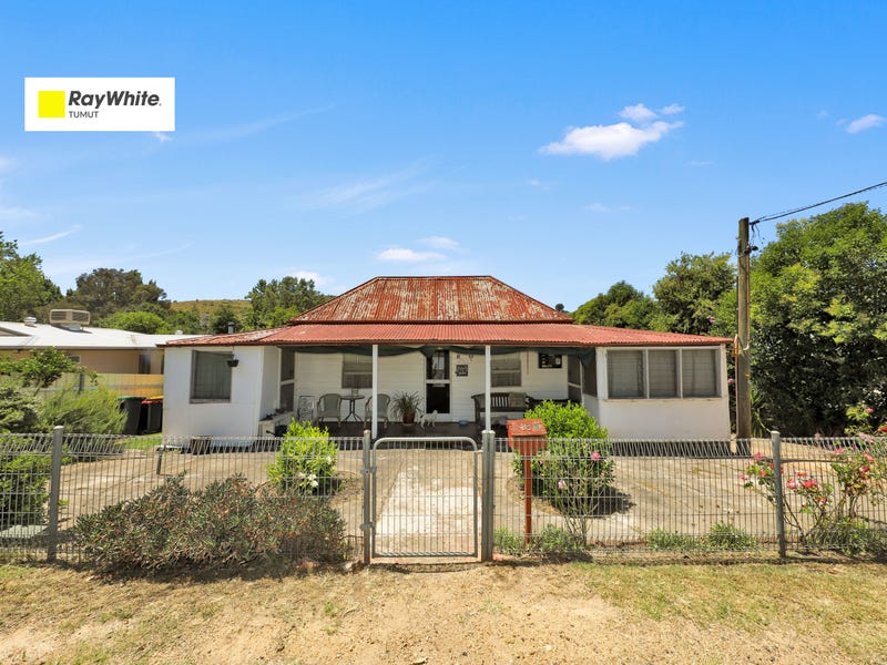 18 Quartz Street, Adelong, NSW 2729 House for Sale