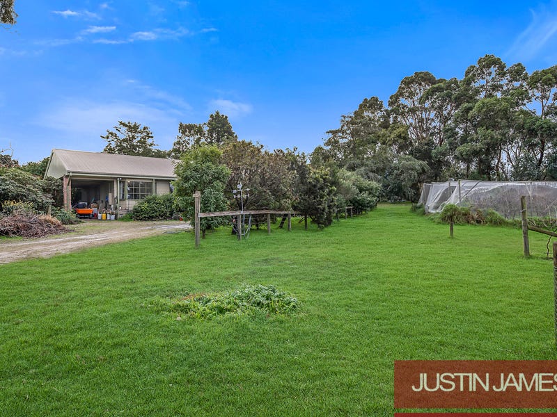 27 Homewood Road, Cranbourne South, VIC 3977