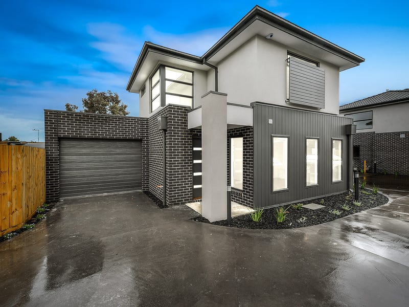 2 & 8/13 Baileyana Drive, Endeavour Hills, Vic 3802 Townhouse for