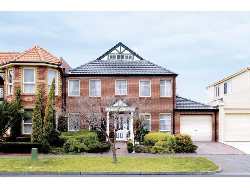 18 Rifle Range Drive, Williamstown, VIC 3016