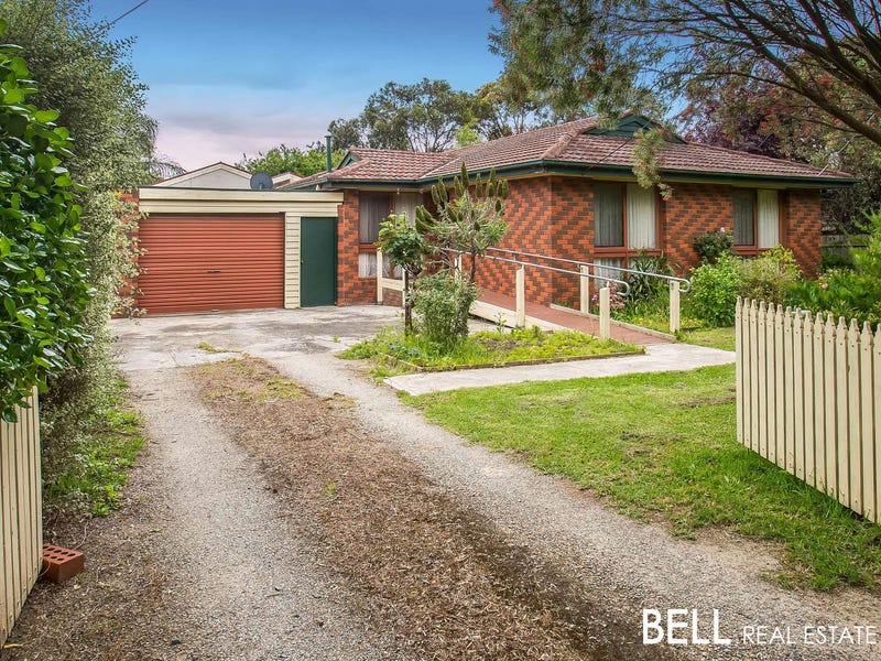 7 Black Springs Road, Chirnside Park, Vic 3116 House for Sale