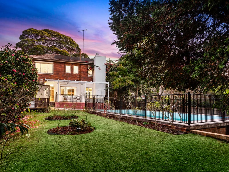 257 Eastern Valley Way, Middle Cove, NSW 2068