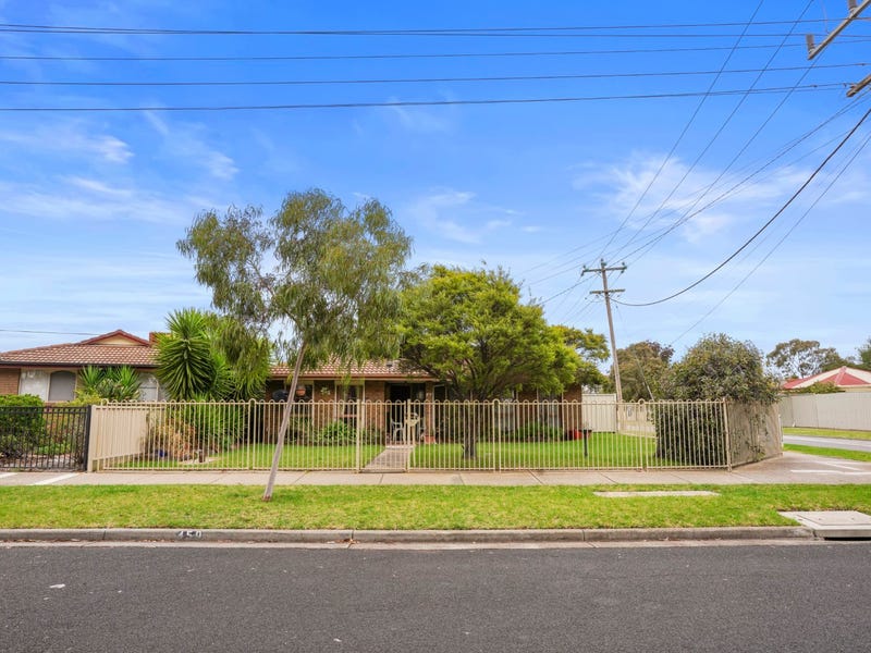 459 High Street, Melton, Vic 3337 House for Sale