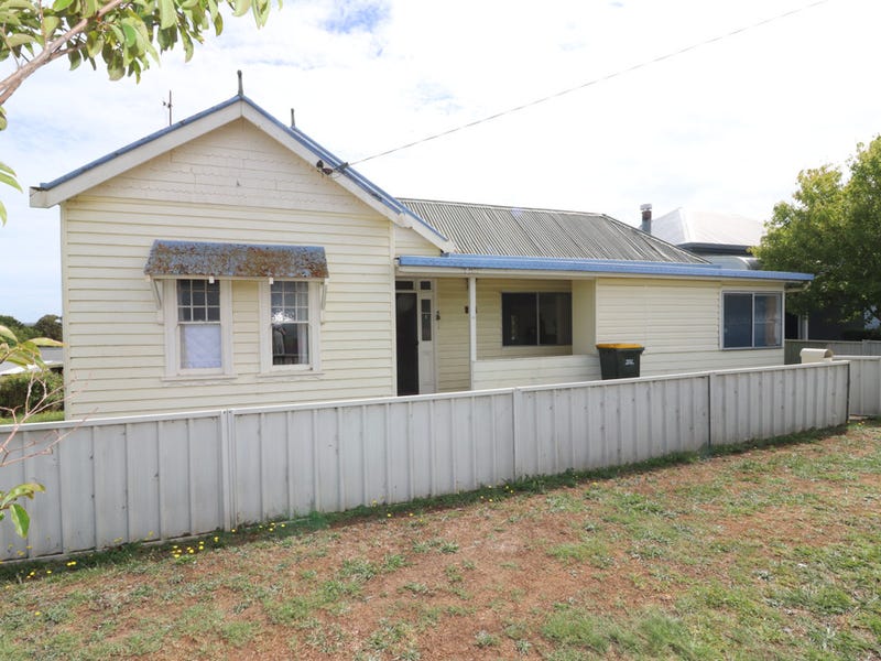 26 Torrington Street, Glen Innes, Nsw 2370 - Realestate.com.au