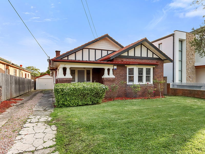 7 Halley Avenue, Bexley, NSW 2207