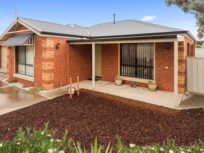 32A Daniel Drive, Golden Square, VIC 3555