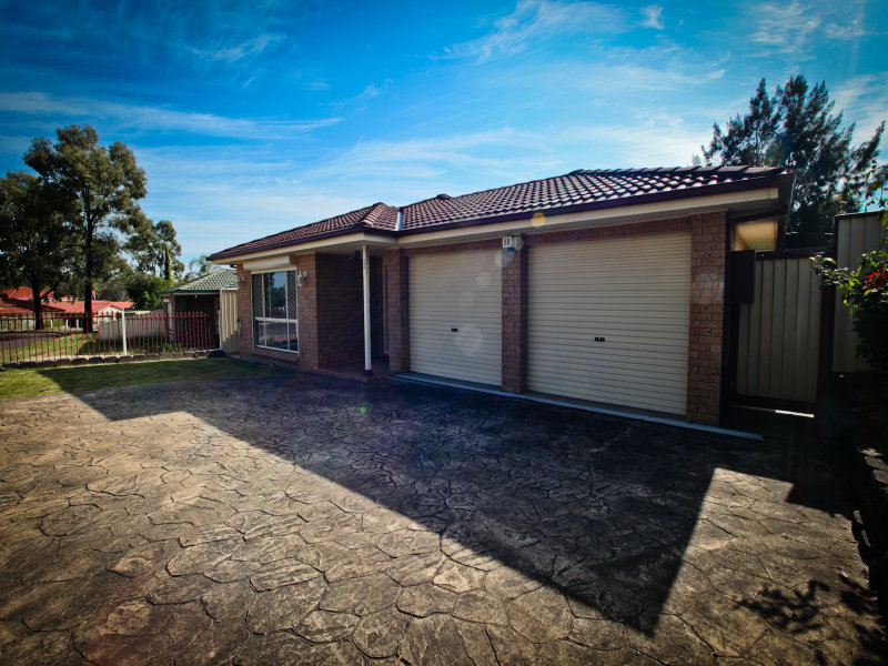150 Braidwood Drive, Prestons, NSW 2170 Property Details