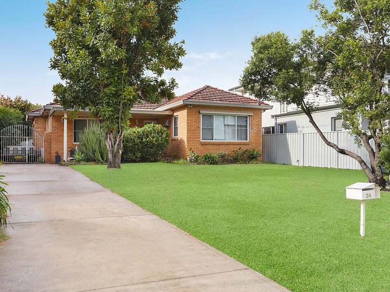 24 Banksia Avenue, Engadine, NSW 2233