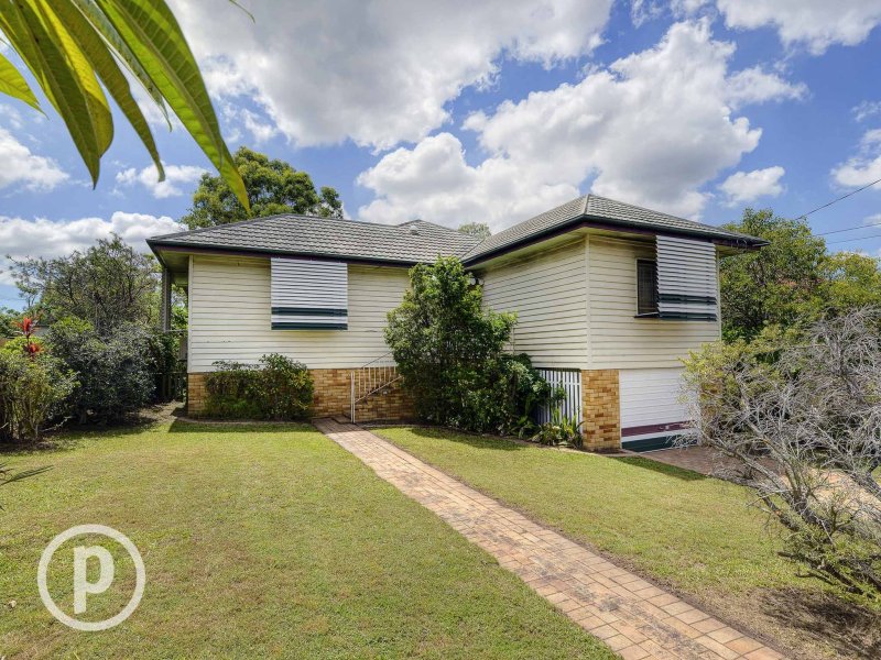 128 Stanley Road, Camp Hill, QLD 4152