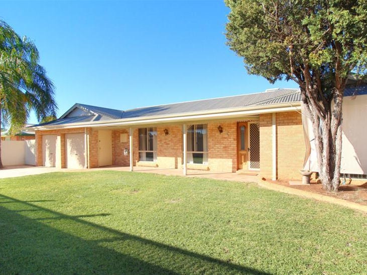 4 Davyhurst Drive, Hannans, WA 6430