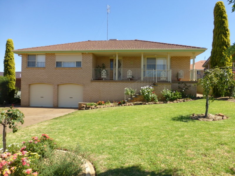 4 Glenburnie Close, Parkes, NSW 2870 Property Details