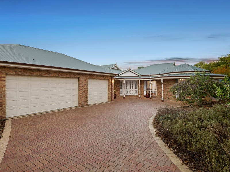 22 Heritage Way, Lysterfield, Vic 3156 Property Details