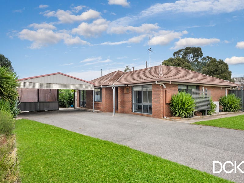 327 Mackenzie Street W, Kangaroo Flat, VIC 3555