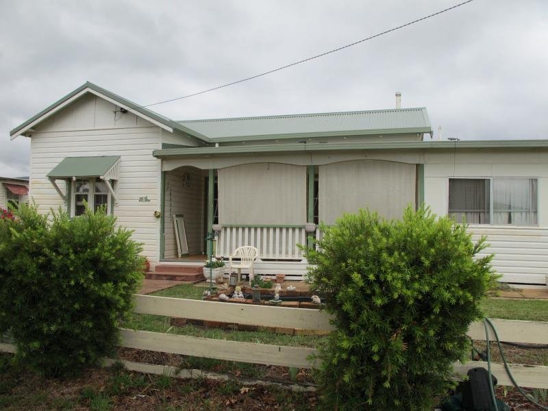 38 Frazer Street, Bingara, NSW 2404 Property Details