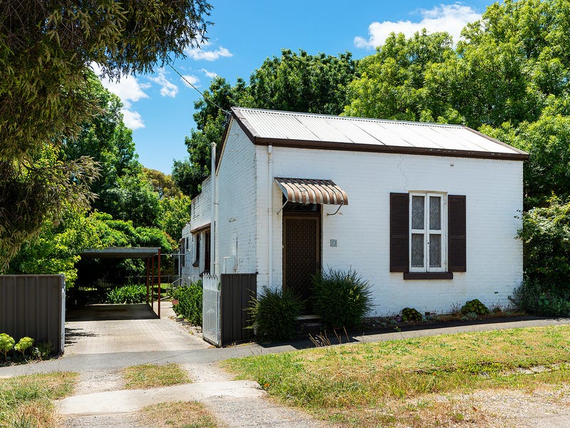 13 Campbell Street, Castlemaine, Vic 3450 House for Sale realestate