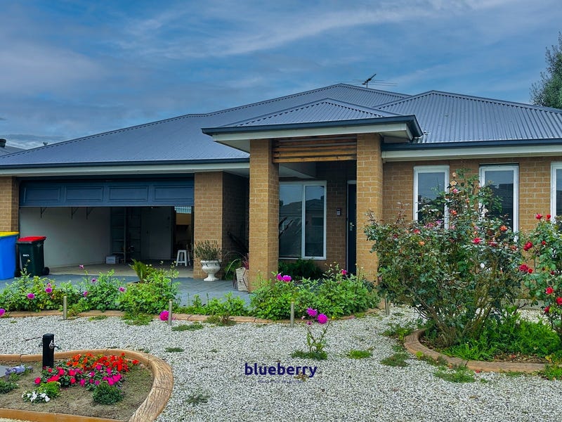 15 Buckland Hill Drive, Wallan, VIC 3756