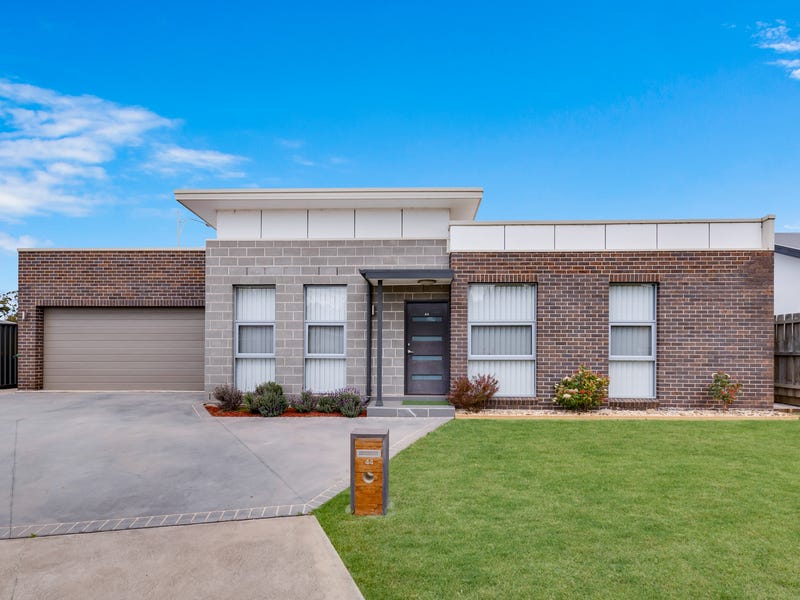 44 Marshall Avenue, Spring Farm, NSW 2570