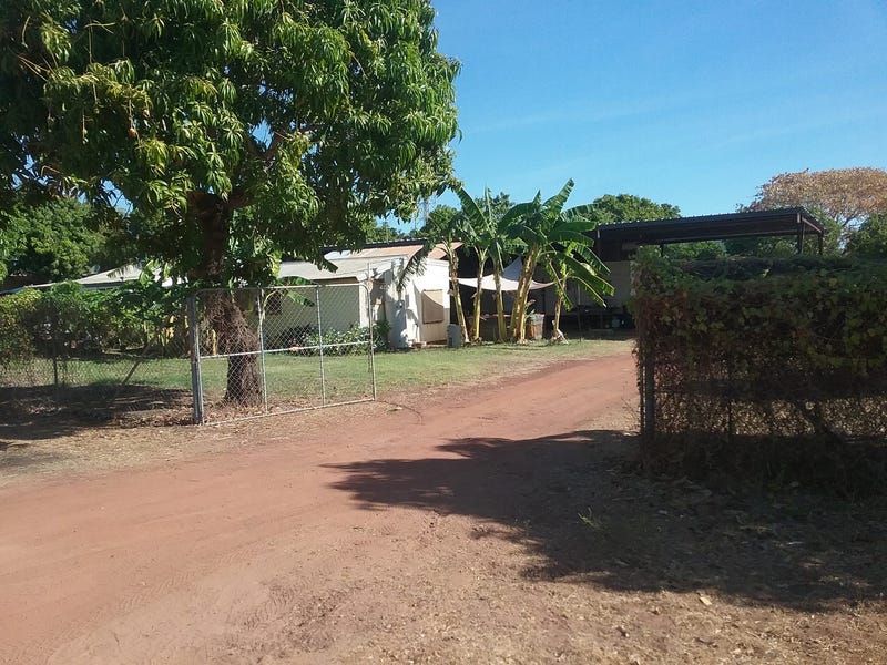 18 Caroline Street, Normanton, Qld 4890 Property Details