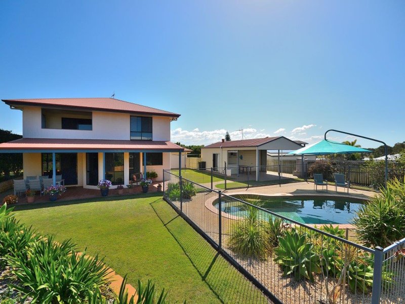 26-coral-cove-drive-coral-cove-qld-4670-realestate-au