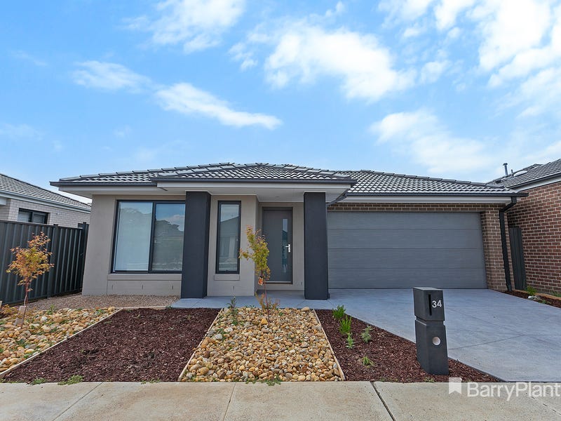 34 Finnegan Way, Officer, Vic 3809 House for Rent