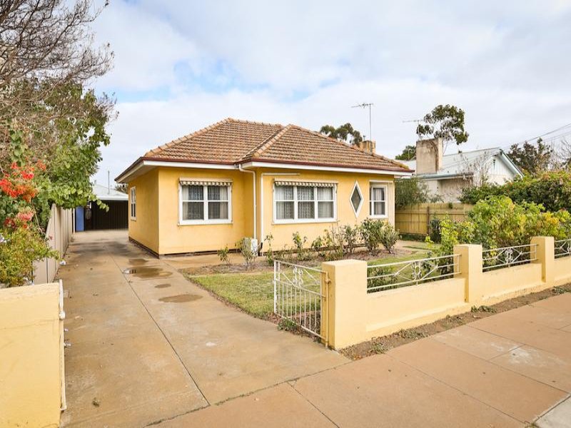 233 Eleventh Street, Mildura, Vic 3500 Property Details