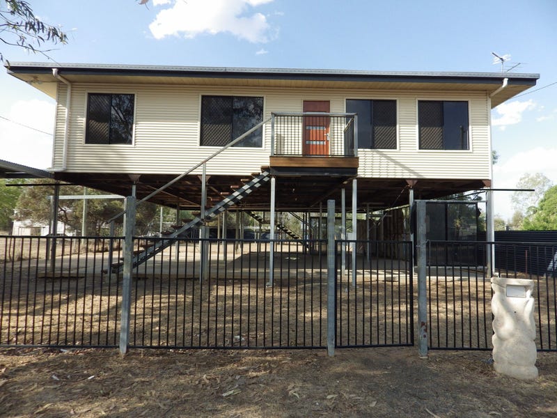 3 Lovell Street, Roma, QLD 4455