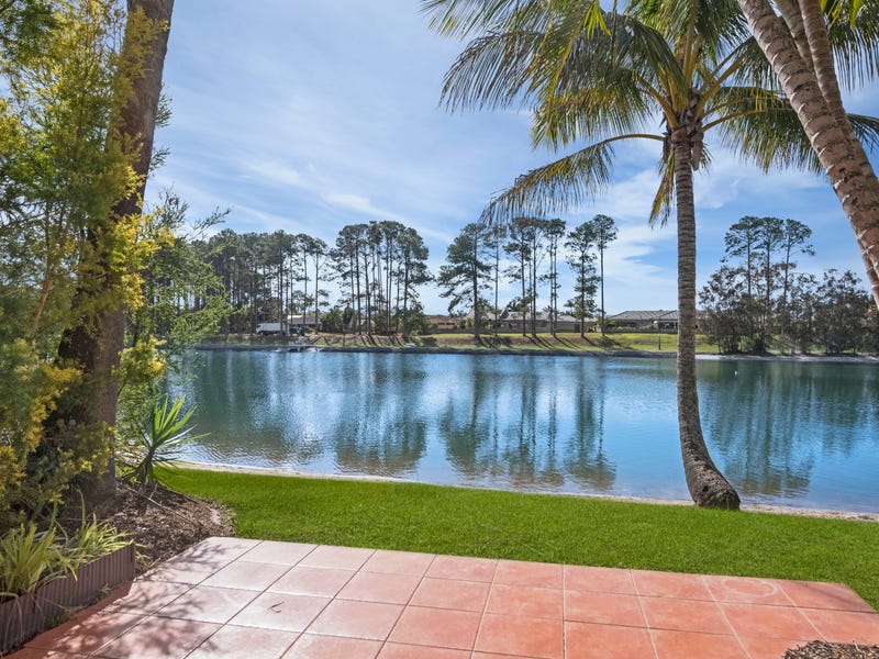 38/210 Coolgardie Street, Elanora, Qld 4221 Property Details