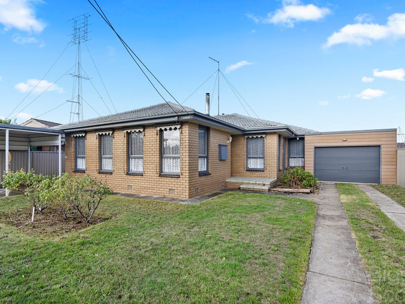 518 Gillies Street, Wendouree, Vic 3355 House for Sale realestate