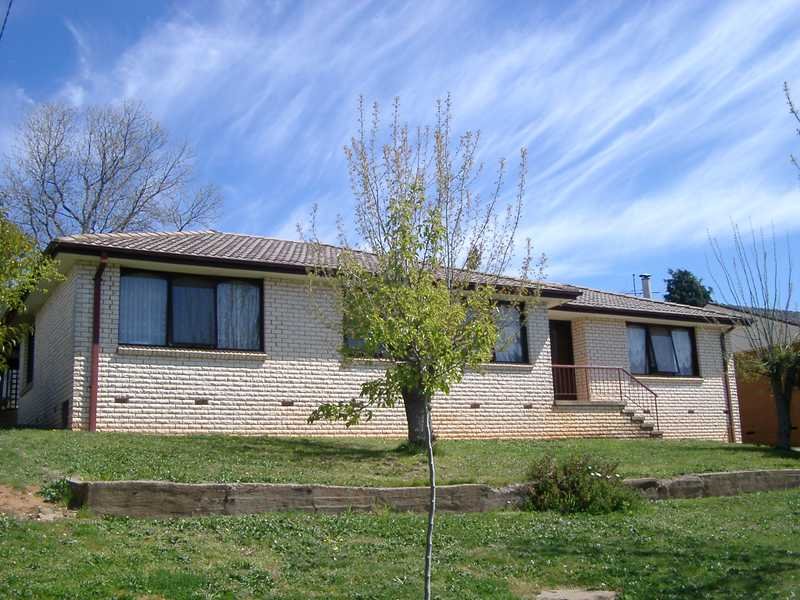 14 Corralyn Avenue, Batlow, NSW 2730 Property Details