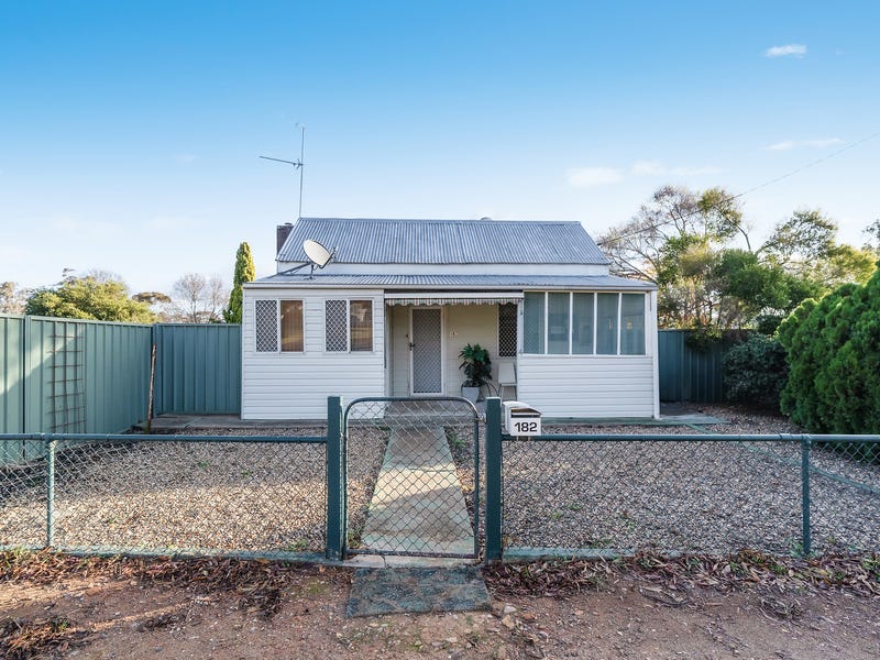 182 Camp Street, Temora, NSW 2666 - House For Sale - Realestate.com.au