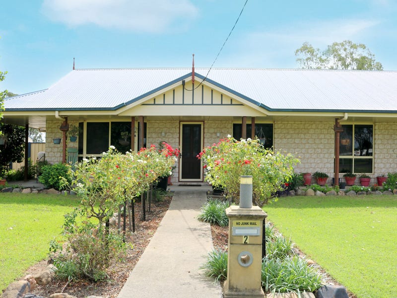 2 Macintyre Street, Inglewood, Qld 4387 Property Details