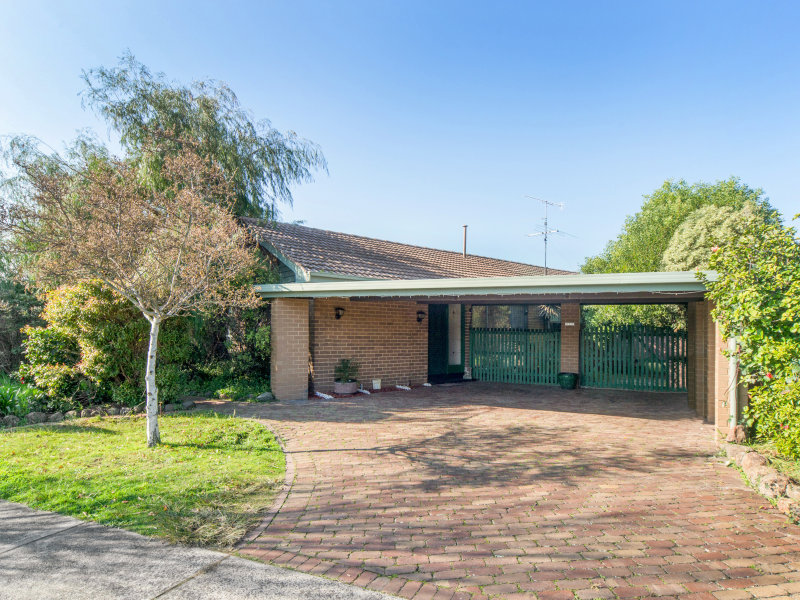 28 Oaklands Crescent, Frankston, Vic 3199 Property Details