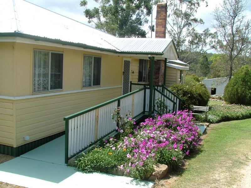 8 Emu Creek Road, Crows Nest, QLD 4355