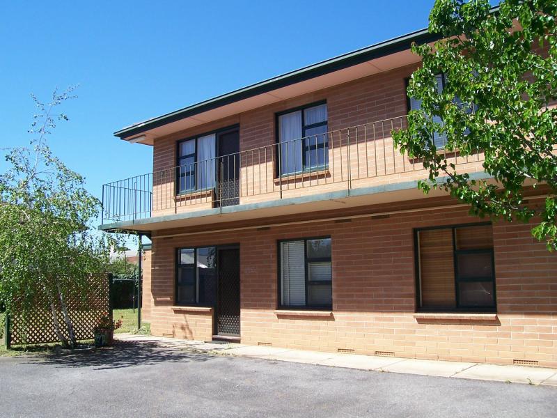 8/92 ROBSART ST, Parkside, SA 5063 Property Details