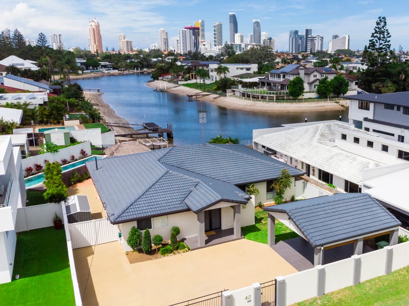 42 Rio Vista Boulevard, Broadbeach Waters, Qld 4218 Property Details