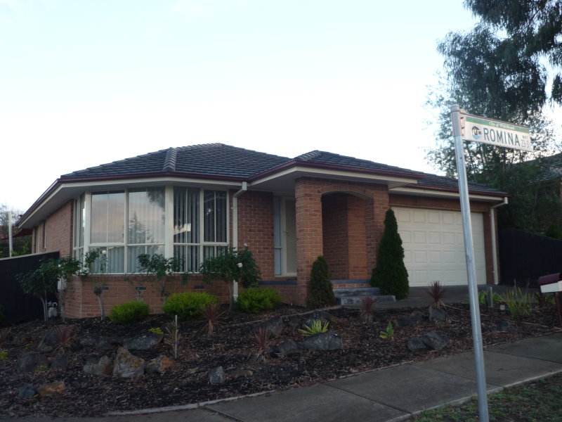 23 Romina Way, South Morang, VIC 3752 23 Romina Way, South Morang, VIC 3752