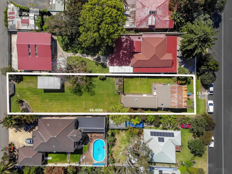 15 Wilga Street, Corrimal, NSW 2518 Property Details