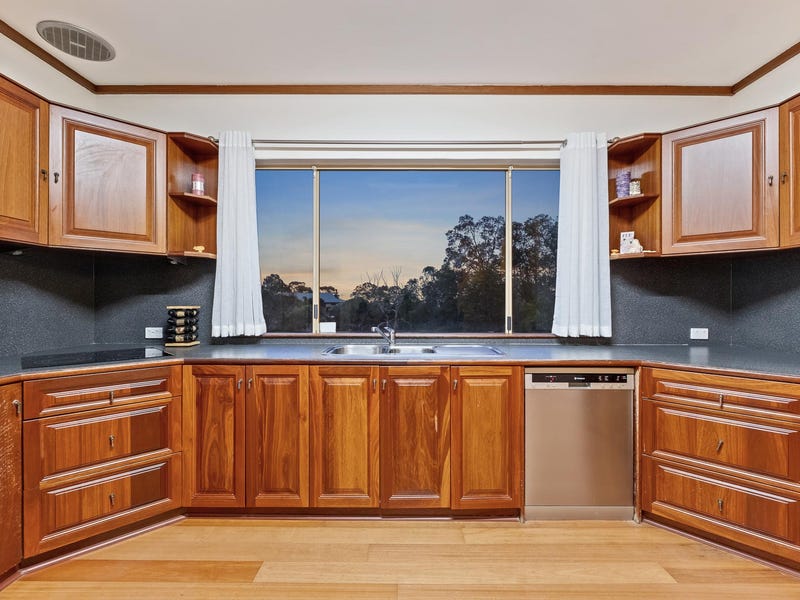 10 Wallis Court, Greenmount, WA 6056