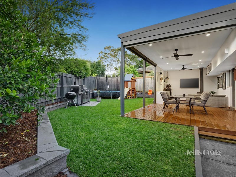 Houses for Sale in Templestowe Lower, VIC 3107 Pg. 3