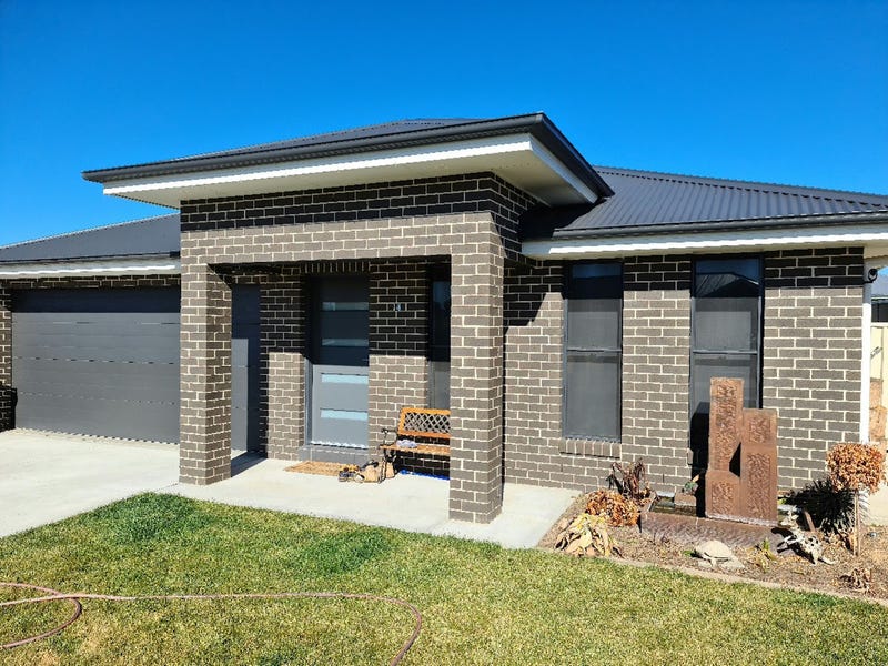 14 Kemp St, Eglinton, NSW 2795 Property Details