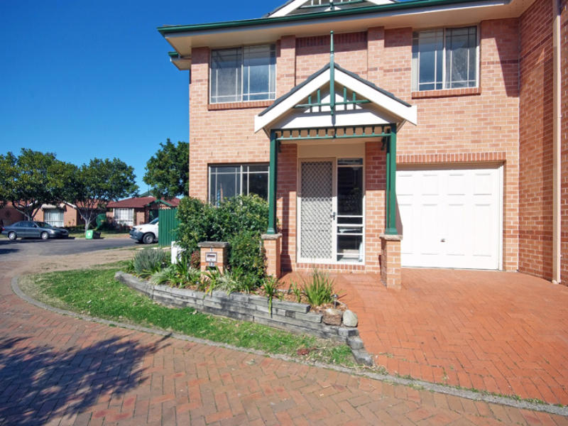 1/17 Hollingsford Crescent, Carrington, NSW 2294 Property Details