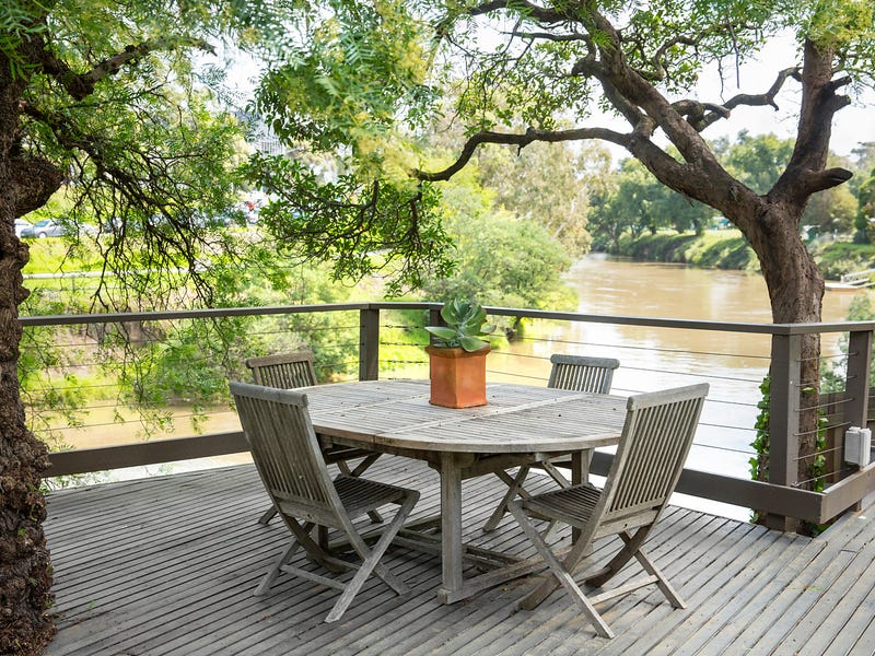 1/20 Yarra Grove, Hawthorn, Vic 3122 Property Details