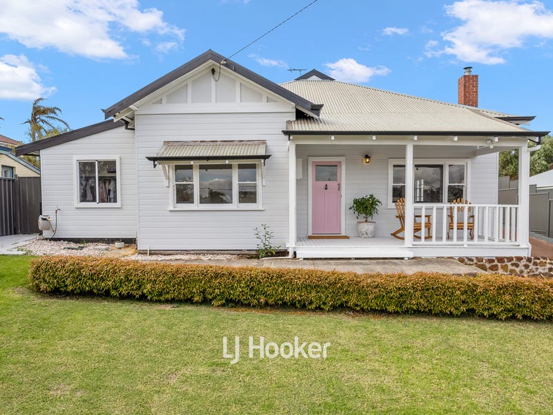 26 Beach Road, South Bunbury, WA 6230