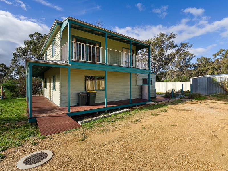 8 Binghams Road, Harcourt, Vic 3453 Property Details