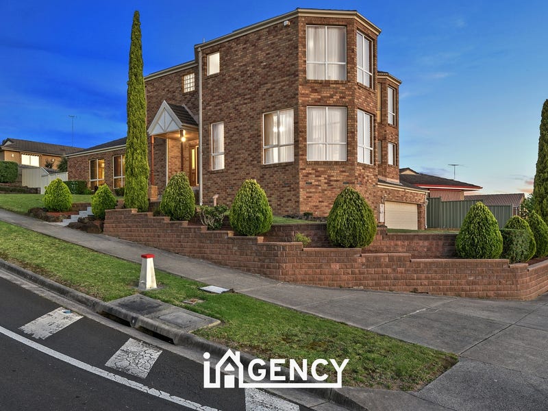 48 Matthew Flinders Avenue, Endeavour Hills, Vic 3802 House for Sale