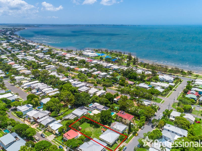 8 Seventh Avenue, Sandgate, Qld 4017 Property Details