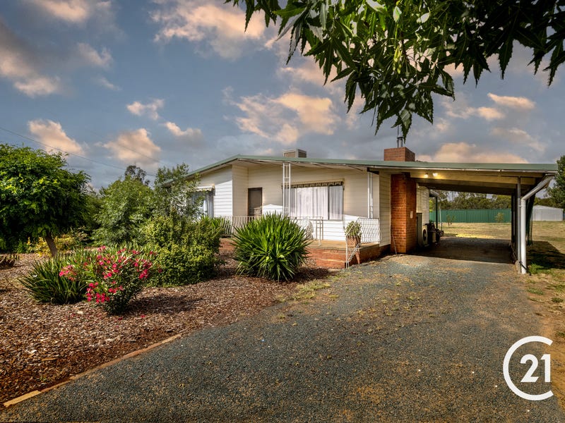 35 Burnes Street, Mathoura, NSW 2710 Property Details