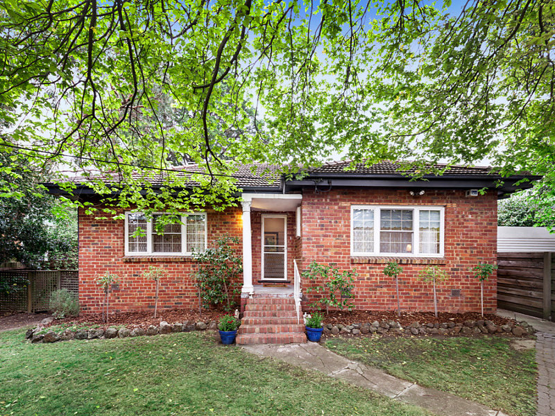 220 Canterbury Road, Blackburn South, VIC 3130 220 Canterbury Road, Blackburn South, VIC 3130