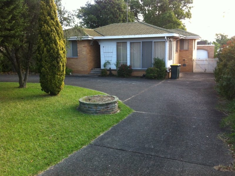 9 Gordon Avenue, Oak Flats, NSW 2529