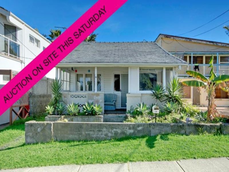 28 Griffin Road, North Curl Curl, NSW 2099